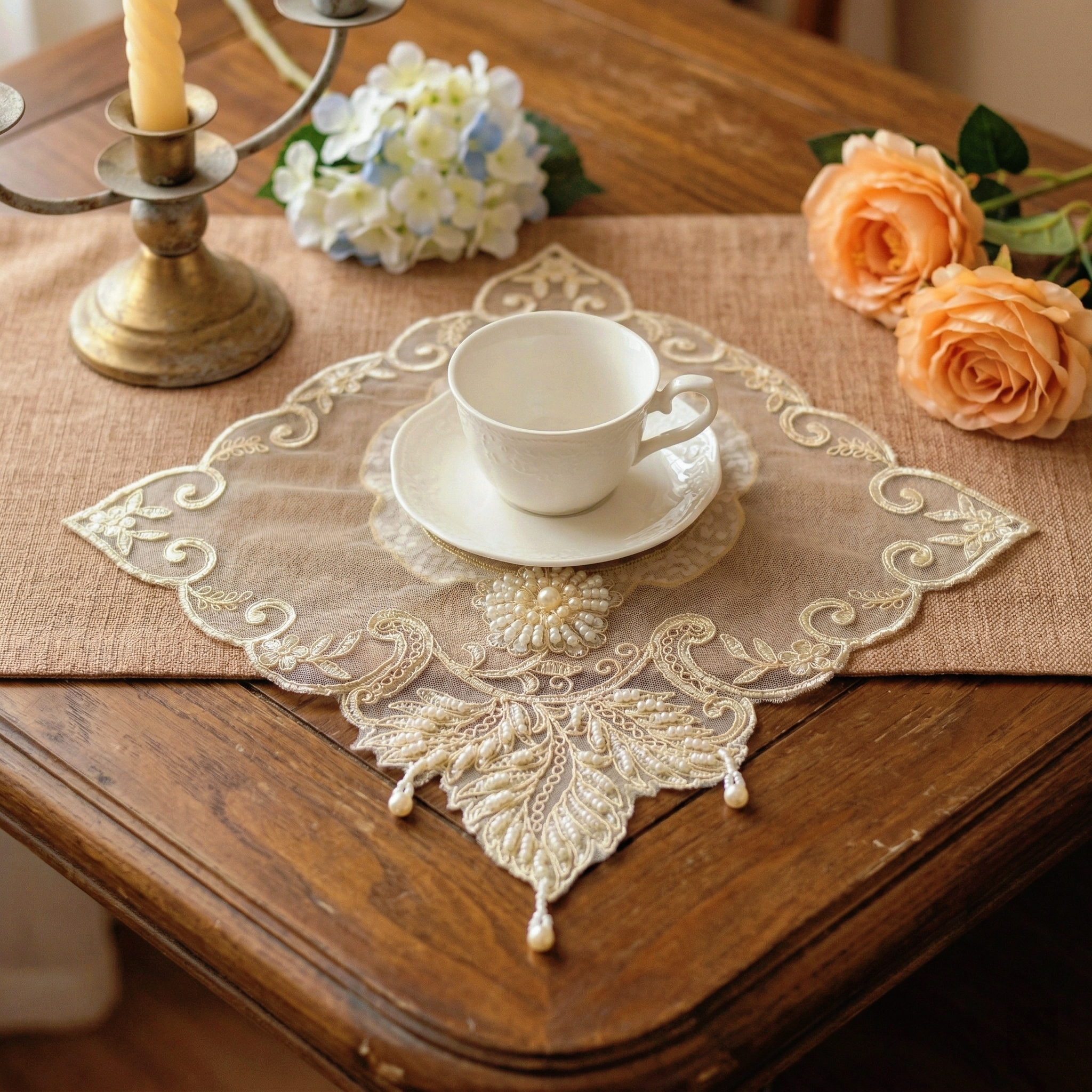 2pcs Leaf Shape Placemats Set  - Glitter Tablecloth review and price